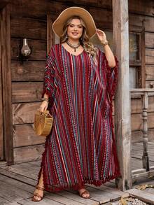 SHEIN CURVE+ Curve 尺码 US22 音乐节、海滨度假、波西米亚风女士条纹印花连衣裙 假扮波西米亚风女士服装 非洲女装 女士连衣裙 夏季热带连衣裙 女士商务休闲装 女士优雅连衣裙 休闲女装 毕业礼服 生日及活动礼服/办公室礼服/教堂礼服/婚纱/节日礼服 - 彩色 - 查看 4
