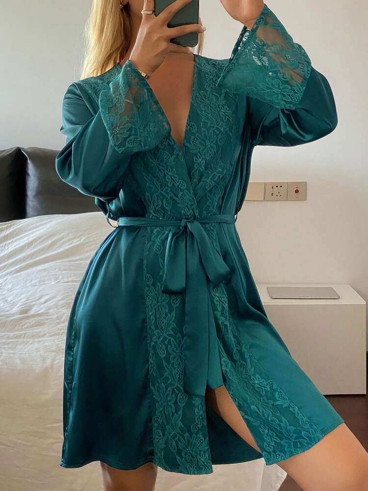 Women's Lace Patchwork Short Robe, Spring/Summer