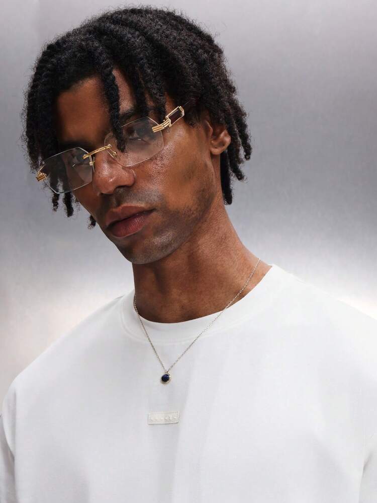 PLAYBOY X SUMWON Men's Regular Fit Tropical Holiday Crew Neck Short Sleeve Graphic T-Shirt With Hibiscus Floral Print And Logo