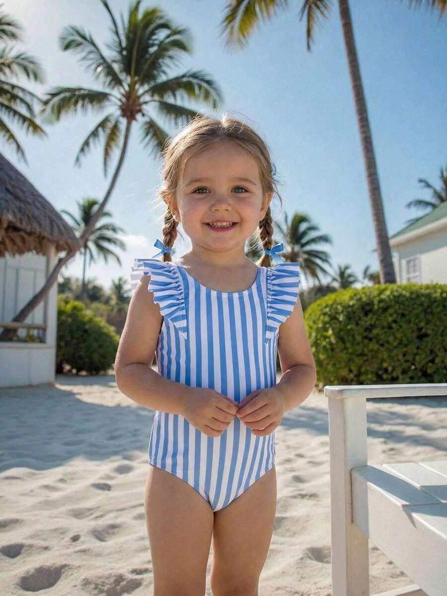 SHEIN 婴儿/女宝宝草莓图案连体泳衣，带网眼荷叶边裙，适合海滩度假 - 彩色 - 查看 1