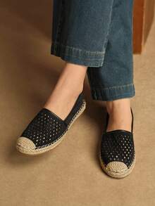 Rosivie Women's Hollow-Out Design Casual Versatile Flat Shoes - Black - View 2