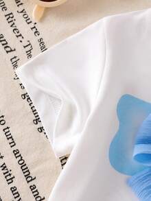 SHEIN Playful Pals 2pcs Baby Girls' White Short Sleeve T-Shirt Top And Blue Butterfly Print Pocket Straight Pants Set, Fashionable Summer Outfit - White - View 7