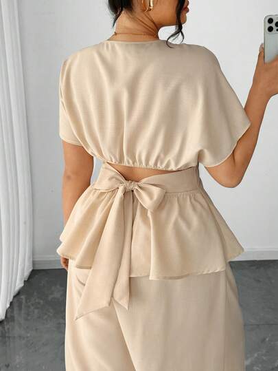 Elenzga Plus Size Women Deep V-Neck Pleated Wide Leg Pants Suit, Solid Color