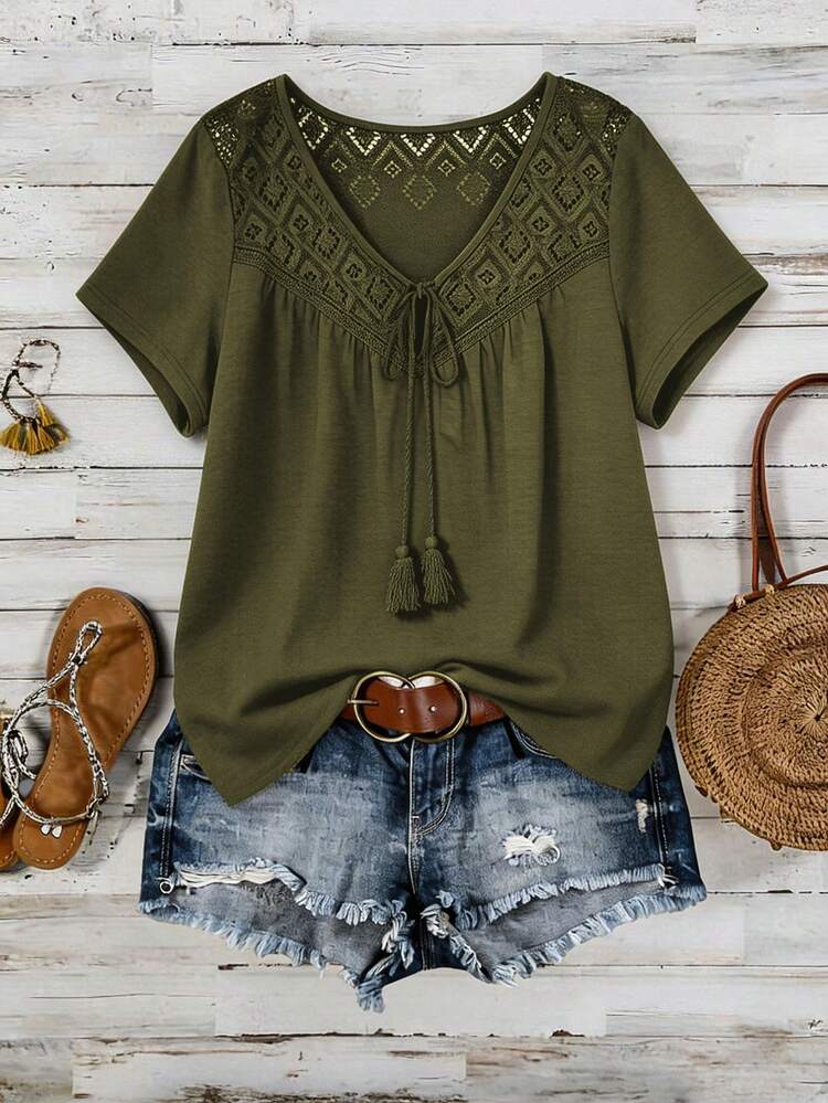 Plus Size Women's Summer Casual Vacation Country Spring Patchwork Solid Color Army Green Short Sleeve Loose Fit Lace Patchwork T-Shirt Top/Summer Holiday,Spring Break,Vacation,Holiday,Going Out,2026 New,Simple And Fashionable For Everyday Wear,Casual Vacation Boho Top, Olive Green Top, Green Summer Top, Bohemian Top, Army Green Top,Suitable For Summer, Vacation, Commute, Daily Wear Casual Tops Women Summer Boho Tops For Women, Summer Tops