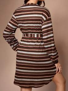 Lazeform Fashionable Jacquard Asymmetrical Striped Casual Loungewear Robe - Multicolor - View 3