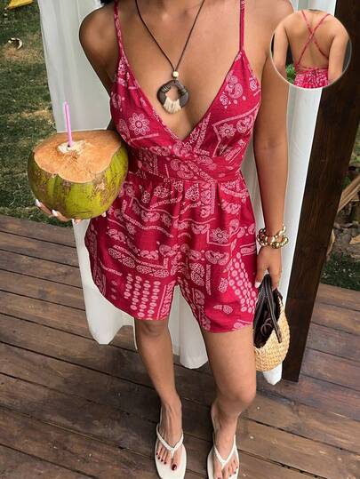 Sunnyshic Damröda paisleymönstrade, djupt V-ringade, kors- och rygglösa jumpsuits med kort topp, sexig för sommarsemester på stranden