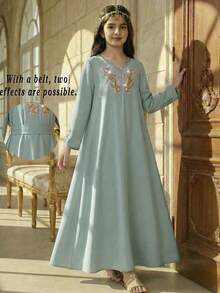 SHEIN Đầm maxi chữ A màu trơn dệt kim cho bé gái tuổi teen, cổ bướm đính ngọc trai, họa tiết hoa, thích hợp cho cả mẹ và con gái, kiểu dáng đi nghỉ mát, thanh lịch kiểu cung đình, trang phục mẹ con. - Màu xanh Bạc hà - Xem 5