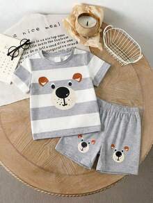 SHEIN Bộ 2 món áo thun ngắn tay kẻ sọc in hình gấu hoạt hình cho bé trai và quần short màu xám, thích hợp mặc hàng ngày, đi chơi, hoạt động ngoài trời, tiệc tùng, kỳ nghỉ hè ở bãi biển, mùa xuân/hè. - Xám - Xem 3