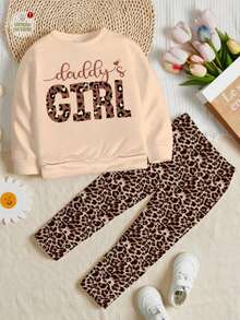 SHEIN 2 件套休闲复古豹纹印花“Daddy's Girl”英文图案淡紫色圆领长袖卫衣和紧身裤套装，适合秋冬季 - 彩色 - 查看 2
