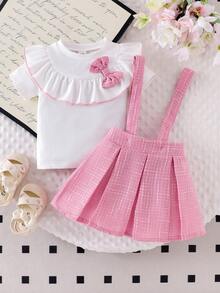 SHEIN Playful Pals Ensemble 2 pièces pour bébé fille, t-shirt à manches courtes à volants floraux blanc laiteux et jupe plissée à carreaux roses, tenue d'été décontractée et mignonne pour bébé fille, ensemble robe rose pour fille, tenues de printemps pour filles, tenues d'été moelleuses, vêtements de bébé fille, tenues d'été pour filles, ensemble coordonné d'été pour fille - Blanc - Voir 5