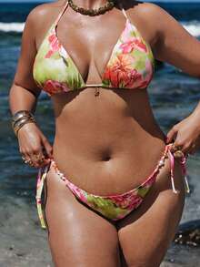 SHEIN BAE Bộ bikini hai mảnh gợi cảm buộc dây cổ và quần tam giác in hoa dành cho nữ cỡ lớn, thích hợp cho kỳ nghỉ hè. - Nhiều màu - Xem 1