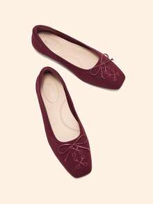 Ressula Sepatu Slip-On Wanita Sederhana dan Modis dengan Tali Serut dan Pita, Nyaman, dan Sol Lembut - Burgundy - View 5