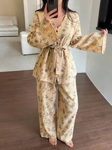 DAZY Bộ đồ ngủ nữ 2 món, chất liệu chiffon in họa tiết hoa văn, phối cúc trang trí, màu xuân. - Màu Khaki - Xem 7