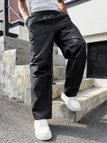 SLATEMANN 男士街头风降落伞灵感工装裤，宽松街头嘻哈风阔腿直筒休闲裤，男士户外街头风。适合男士复古风格、日常休闲、周末旅行、户外活动、探险旅行、轻松的工作环境或半正式场合，可作为男友/丈夫礼物、周年纪念/生日礼物、派对、夏季假期、婚礼、春夏、狂欢节等场合穿着。男士科技风长裤，黑色男士工装裤，实用裤，街头风长裤，尼龙科技风长裤。 - 黑色 - 查看 8