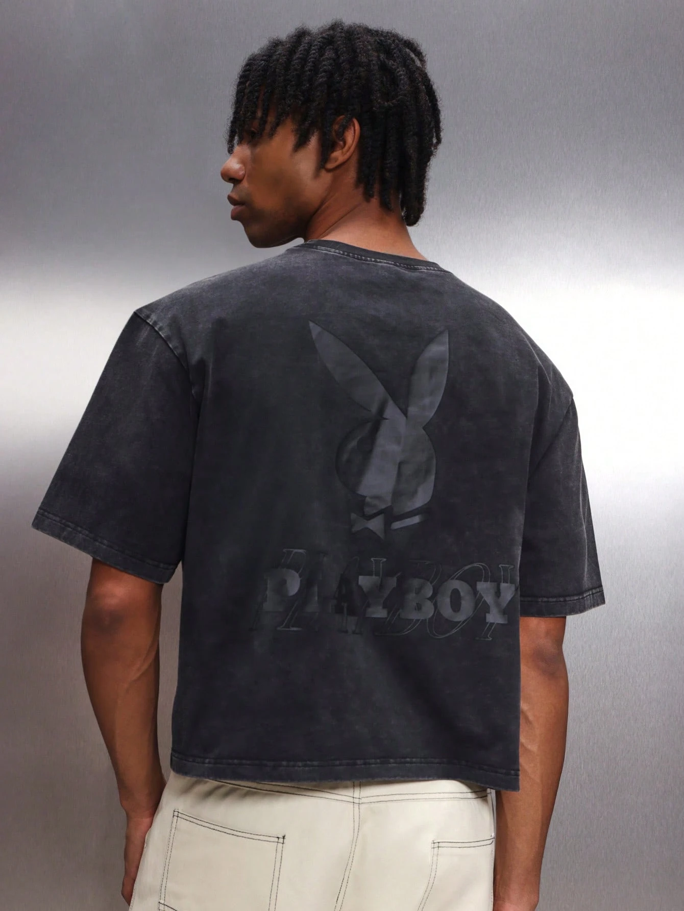 PLAYBOY X SUMWON Verwaschenenes, oversized Grafik T-Shirt mit Hase Logo Muster, Kurzarm Rundhals Casual Streetwear Oberteil