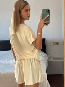 Livesso 女士舒适纯色简约针织波浪下摆睡衣套装，夏季 - 白色 - 查看 2