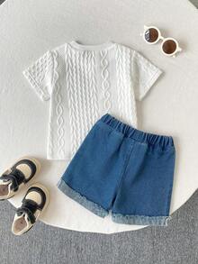 SHEIN 2 件套男婴幼儿休闲日常户外牛仔破洞短裤和粗针织 T 恤棉质服装，0-3 岁，春夏 - 藍色 - 查看 2