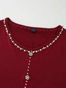 GlowEve CURVE Plus Size Women Elegant Sleeveless Rhinestone Button Elastic Top - Burgundy - View 5