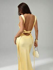 SHEIN PETITE Sexy Minimalist Solid Color Yellow/Cream Deep V-Neck Sleeveless Backless Tie Maxi Dress, Suitable For Party, Cocktail, Formal Occasions, Bridesmaid, Birthday, Christmas, Business Casual Open Back Dresses Yellow Wedding Guest Dress,Dresses For Women Elegant - Yellow - View 3