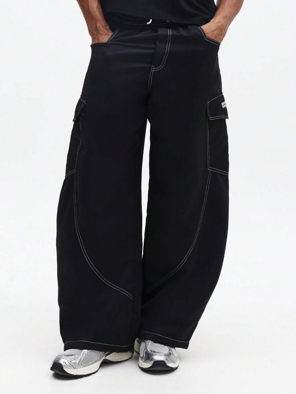 Wide Leg Cargo Pants With Contrast Stitching