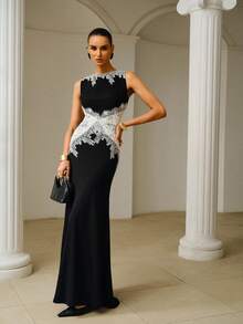 ZEYLAH Vestido ajustado con contraste de encaje en blanco y negro, elegante para /verano - Blanco y Negro - Ver 7