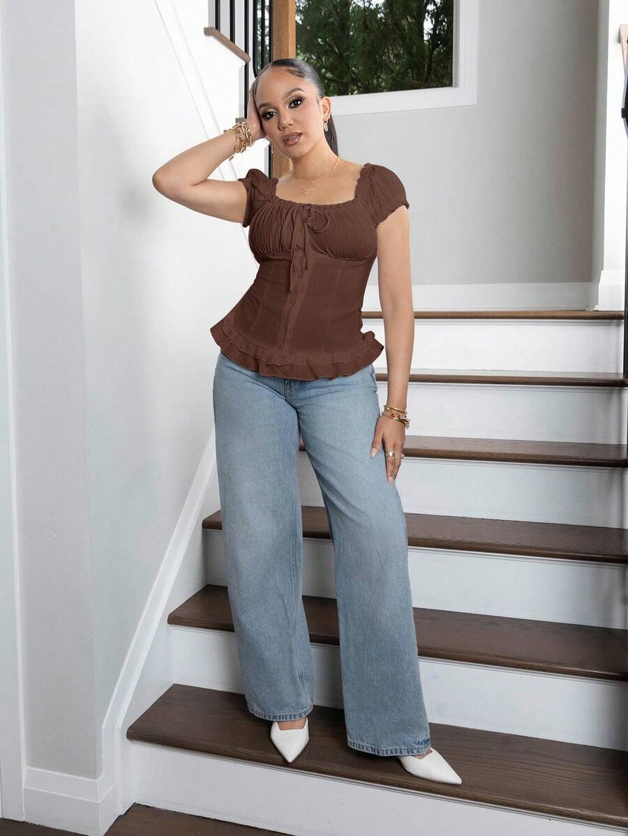 Melissa Matos Blus Wanita Musim Panas Warna Polos dengan Hiasan Ruffle di Bagian Bawah dan Tali Ikat Pinggang Lengan Pendek - Coklat - View 1