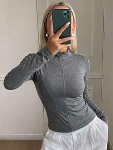 DAZY 女士长袖修身休闲运动开衫上衣，街头风轻薄夏季外套 - 灰色 - 查看 3