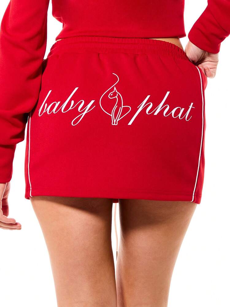BABYPHAT カジュアルレッドジャージーひも付きミニスカート、ホワイトロゴプリント、ひも付き仕様