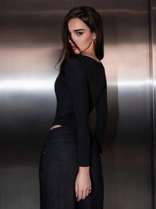 Bris Aura Bodysuit Lengan Panjang Cokelat untuk Wanita, Potongan Ramping & Menonjolkan Bentuk Tubuh, Sederhana & Serbaguna untuk Pakaian Musim Gugur untuk Wanita - Hitam - View 2
