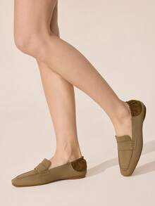 Ressula Women's Casual Versatile Commuting Flat Shoes - Khaki - View 2