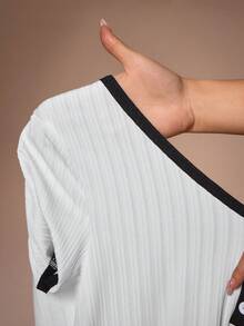 Lazeform Contrast Color Casual V-Neck Front Button Pocket Design Jacquard Knit Short Sleeve Loungewear Dress - White - View 7