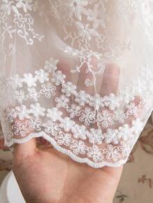 SHEIN Vintaside Kids 婴儿刺绣连衣裙，高端公主正式礼服，白色女童派对礼服 - 白色 - 查看 8