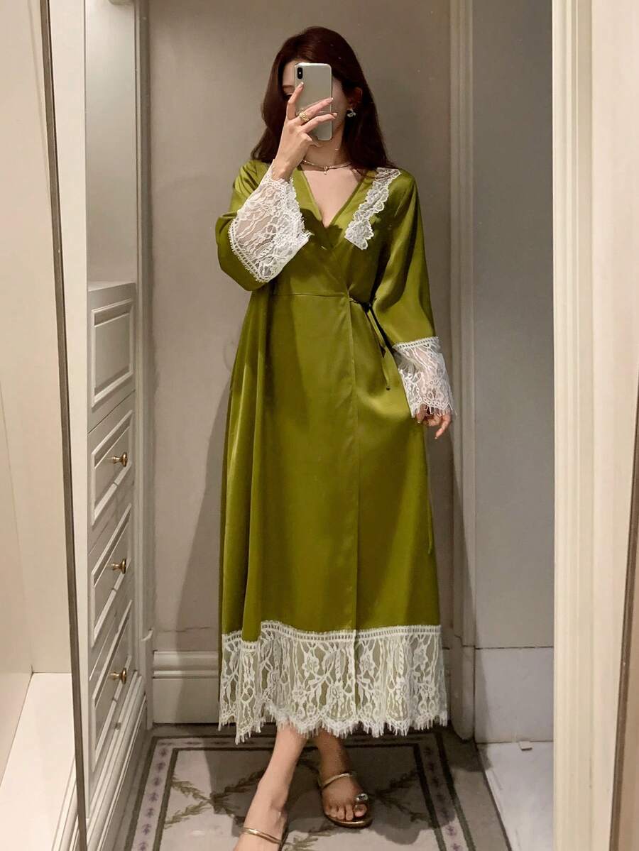 DAZY Elegant Contrast Color Lace Patchwork Satin Loose Long Robe For Women - Green - View 1