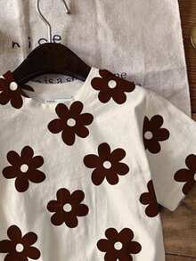 SHEIN Bộ 2 món đồ mặc nhà dễ thương in họa tiết hoa cho bé gái, gồm áo thun cổ tròn tay ngắn và quần legging ôm sát, thích hợp mặc hàng ngày vào mùa xuân/hè, đi nghỉ mát, phong cách Y2K. - Nhiều màu - Xem 5