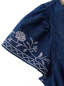 GlowEve Women's V-Neck Single-Breasted Floral Embroidery Pattern Casual Versatile Daily Wear Denim Blouse - Blue - View 6