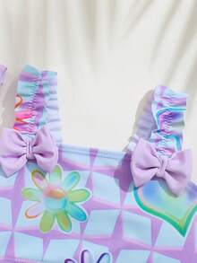 SHEIN Playful Pals 女婴三件套针织爱心花朵装饰荷叶边沙滩套装，含可爱帽子，面料舒适，适合海滩度假 - 彩色 - 查看 4