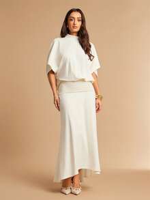 Silquee Beige Fledermausärmel Midi-Kleid mit Pilzknöpfen, rückenfreie und gerüschte Saum Dekoration, elegant und sexy, geeignet für romantische Dates, Strandurlaub, Hochzeit, Valentinstag, Weihnachten, Silvester, formelle Party - Weiss - Übersicht 4