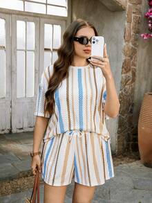 SHEIN LUNE 2pcs/Set Women Plus Size Casual Striped Short Sleeve T-Shirt And Shorts Set,White Sequence,Summer,Casual,Beach,Holiday Vacation Outfits 2 Pieces Set - Multicolor - View 3