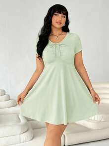 Solflare Plus Size Women's Valentine's Day Light Green V-Neck Front Drawstring Knot Dress - Mint Green - View 3