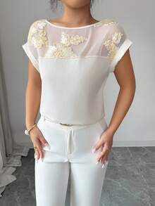 Balvessa 女士夏季新款优雅度假及办公网纱拼接贴花短袖衬衫 - 杏色 - 查看 3