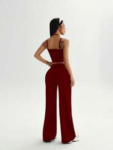 SHEIN Sovereign Charm Solid Color Cropped Camisole & Pants Sports Set - Burgundy - View 3