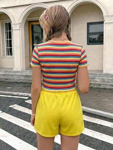 SHEIN 2pcs/Set Teen Girl Heart Hollow Embroidery Striped T-Shirt & Solid Color Button Faux Skort,Kids - Yellow - View 2