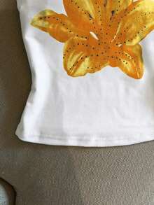 Franclia 这款女士橙色二合一印花吊带背心性感十足，充满Y2K风格，适合海岛、海滩、度假、音乐节和派对等场合。 - 彩色 - 查看 4