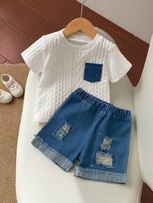 SHEIN 2 件套男婴幼儿休闲日常户外牛仔破洞短裤和粗针织 T 恤棉质服装，0-3 岁，春夏 - 藍色 - 查看 6