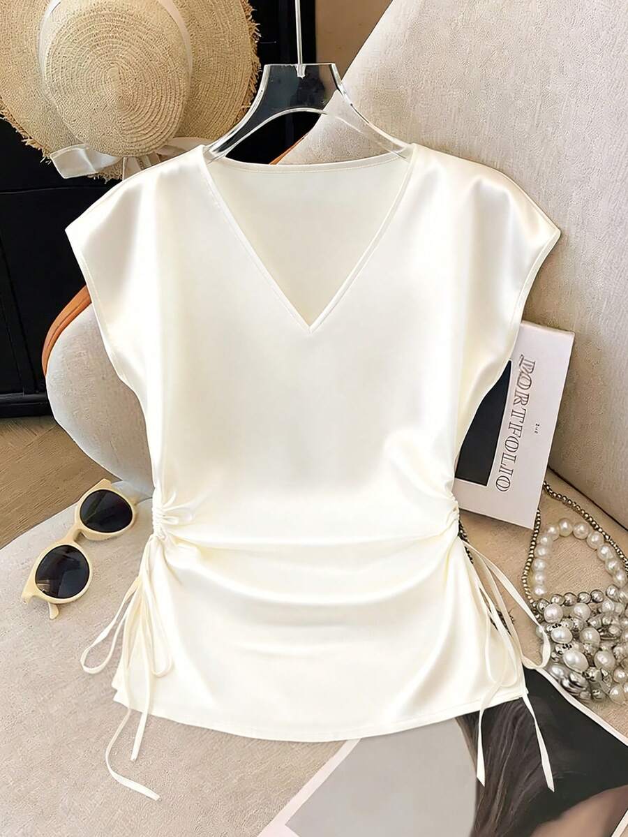 GlowEve Damen V-Ausschnitt Kurzarm Tailliert Taillenband Zugband Design Satin Elegante Geburtstags Party Hochzeit Chic Pendler Date Mode Neu Weiße Bluse - Beige - Übersicht 1