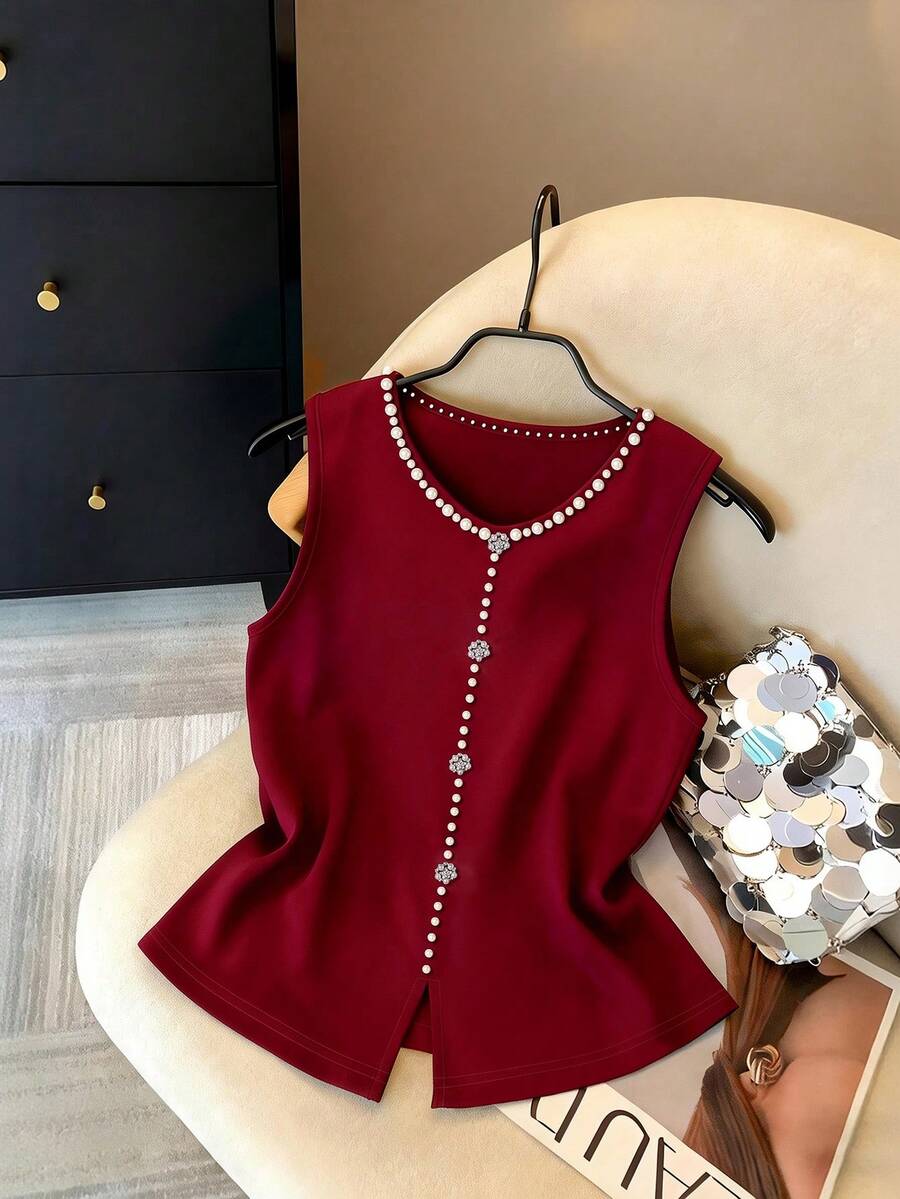 GlowEve CURVE Plus Size Women Elegant Sleeveless Rhinestone Button Elastic Top - Burgundy - View 1