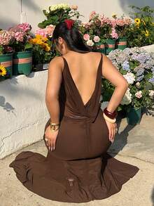 GalTyme Vestito canottiera aderente con scollo a V profondo e schiena scoperta, di colore unito, adatto a taglie comode, per primavera/estate - Castano - Visualizzare 1