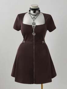Sweetra Whyspr-D Plus Size Women's Fashion Casual Punk Rock Metal Zipper Pentagram Buckle Plus Size A-Line Short Sleeve Dress, Suitable For Daily Wear, Back To School, Halloween, Holidays - Brown - View 4