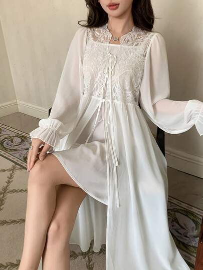 DAZY 女士优雅纯色蕾丝拼接睡衣套装，包括吊带睡裙和睡袍