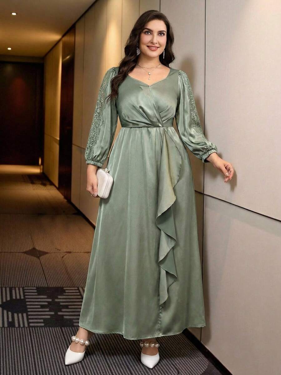 Modelyn Plus Size Elegant Commuter Solid Color Lace Trim Dress Ruched Detail Dress Elegant Modest Dress